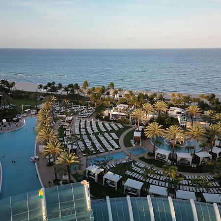 Fontainebleau Resort Balcony W Ocean And City View ميامي بيتش المظهر الخارجي الصورة